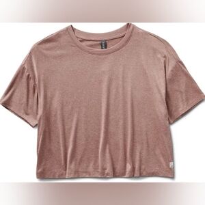 Vuori Energy T-Shirt Size Medium in Peri Heather